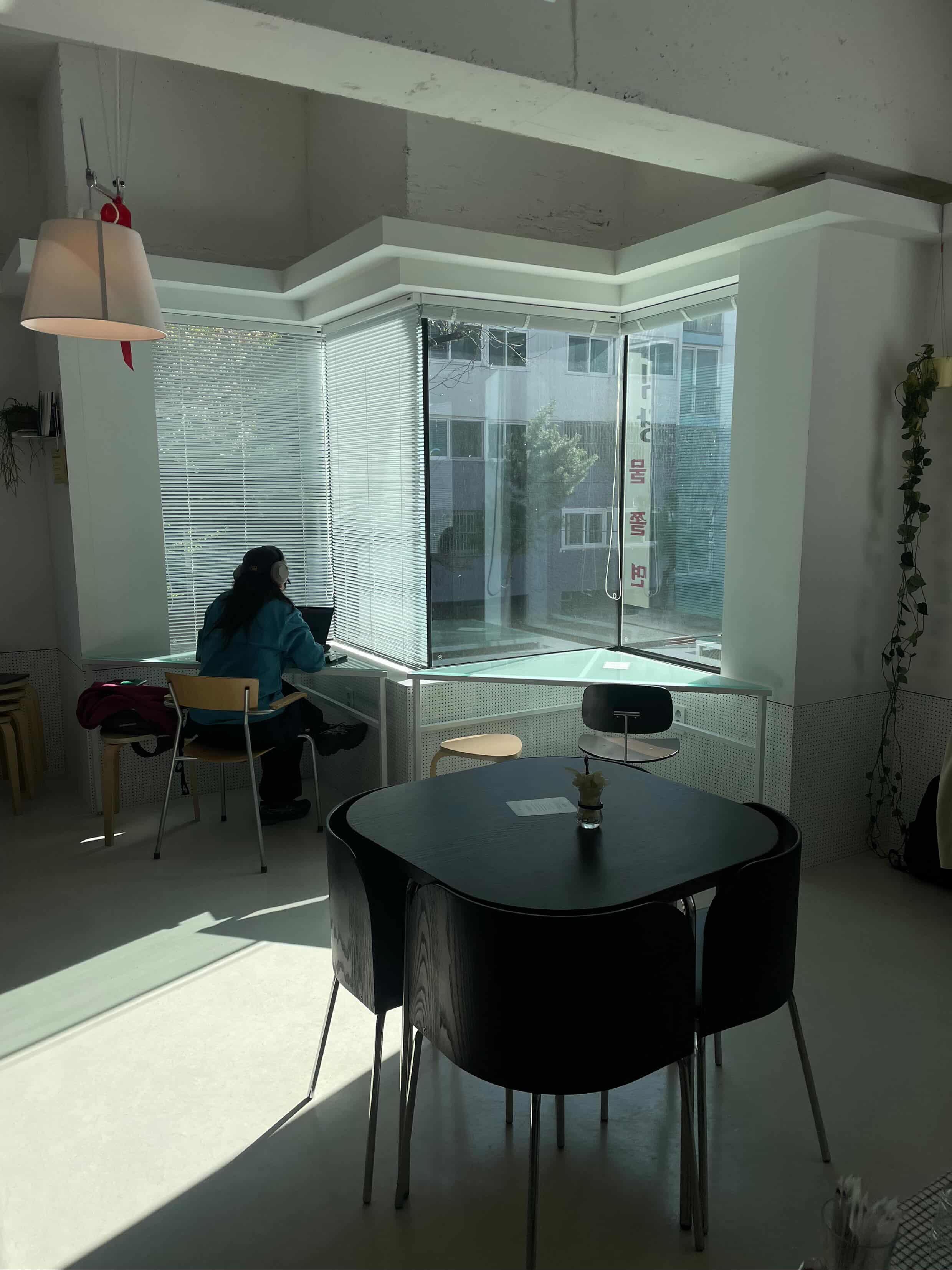 포스트하우스 1